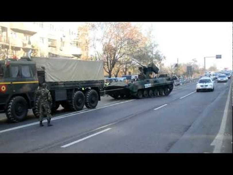 Videó: lerobbant tank okozott felfordulást a katonai parádén Bukarestben
