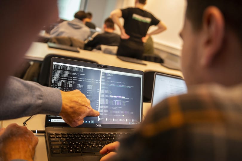 Gyorsan tanulni képes és rugalmas informatikusokra van most a legnagyobb szükség az újjáéledni látszó IT-piacon
