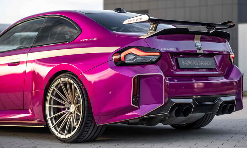 Magentában és 715 lóerővel sokkol az új BMW M2