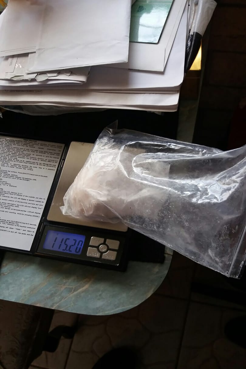 Kivárták a rendőrök, míg eladják a drogot, aztán csaptak le a dílerekre