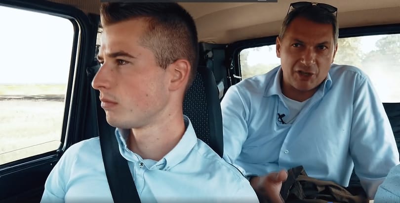 Lázár János: Engem rendszeresen leparasztoznak, de hízelgésnek veszem