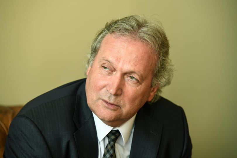 Az MTA új elnöke is megdöbbentőnek nevezte, ahogy Palkovicsék belenyúltak a tudományos pályázati eredményekbe