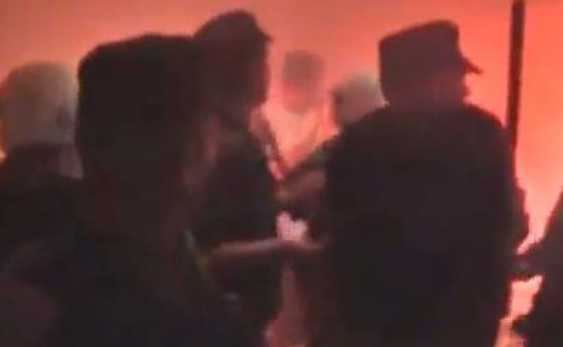 Így várták a Partizan játékosait Belgrádban - videó