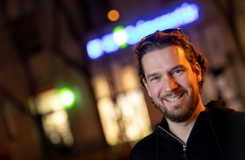 Debreczeni Barnabás bitcoinkereskedő: A kriptovaluták betiltása, a korlátozás nem opció
