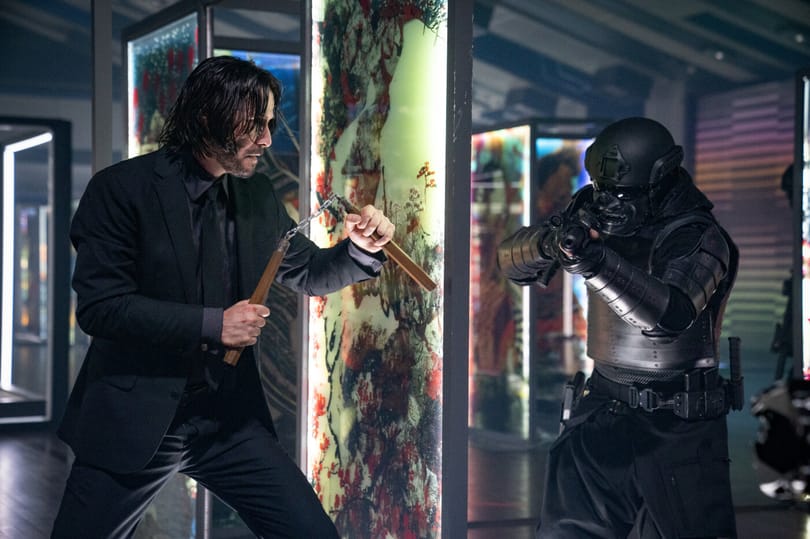 Végre egy fontos statisztika: kiderült, hány szót mond percenként Keanu Reeves az új John Wickben