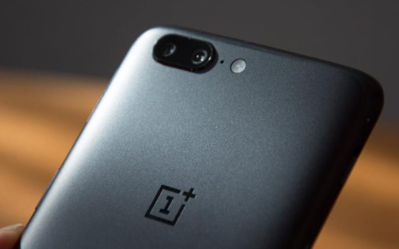 Ettől a telefontól retteghet a Galaxy S9