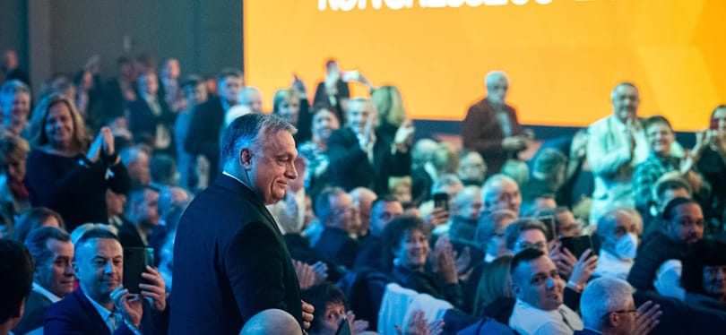 Balatonfüreden lesz a Fidesz–KDNP kihelyezett frakcióülése