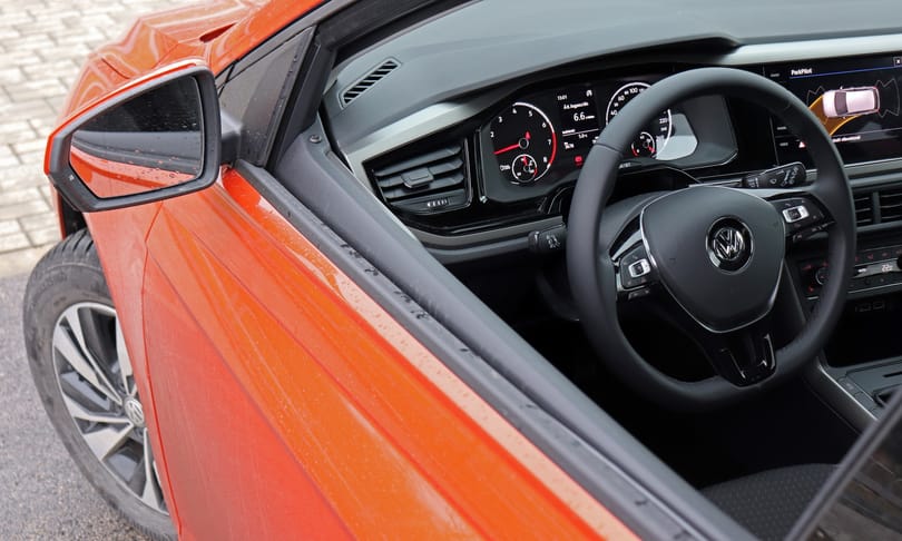 Bagatellnek tűnő, de veszélyes hibát találtak a kis Volkswagenekben