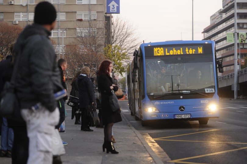 Indul a metrópótlás: reggeli helyzet az Árpád hídnál