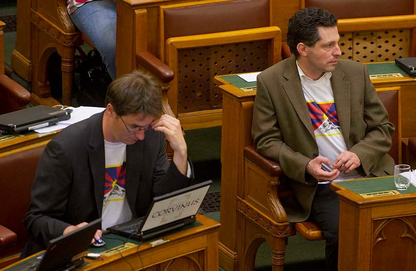Az LMP a szocikat nyomná le, az MSZP a Fidesz ellen szövetkezne az időközin