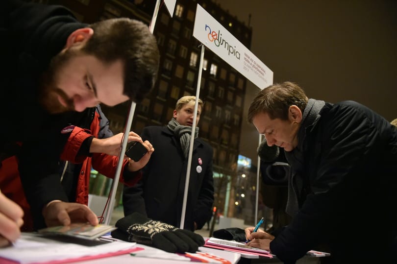 Momentum: hétvégén meglesz a százezer