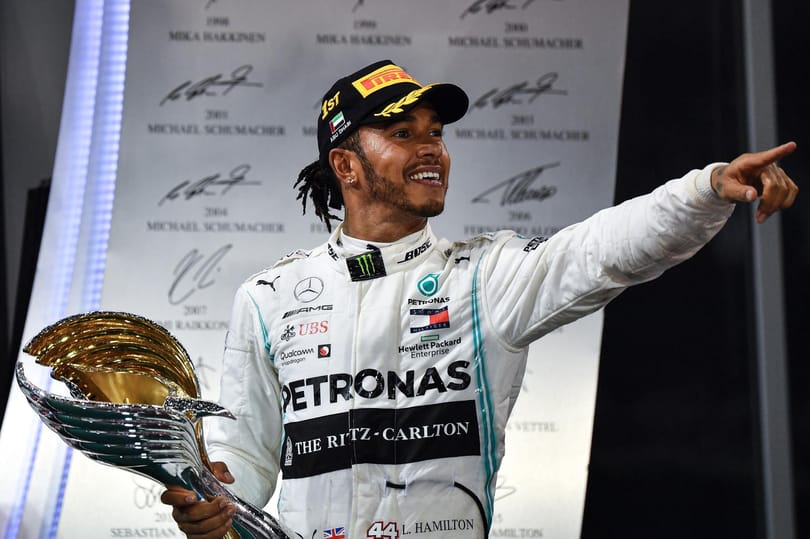 Hamilton magabiztos győzelemmel zárta az F1-es szezont