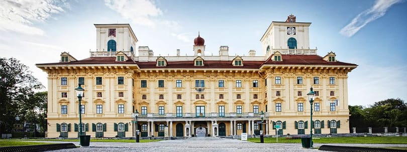 5 sosem hallott történet az Esterházy családról