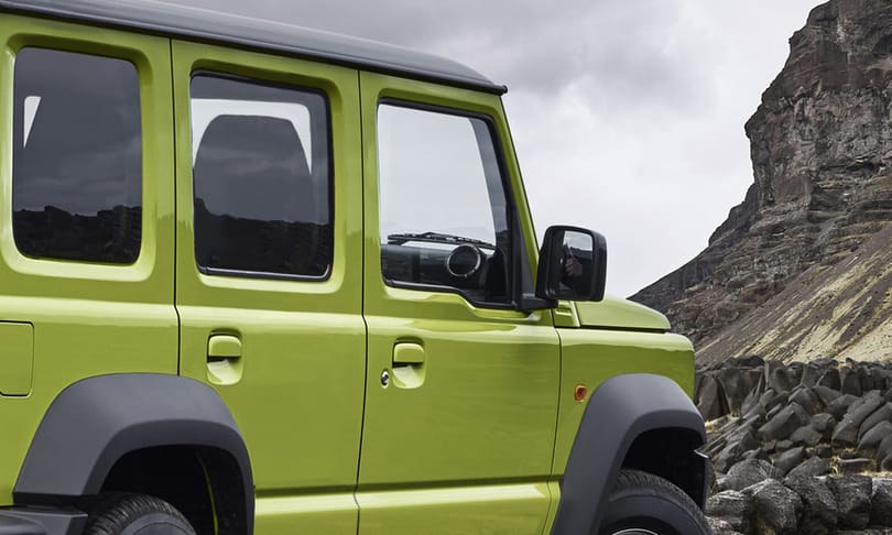 Egészen jól mutat az 5 ajtós Suzuki Jimny