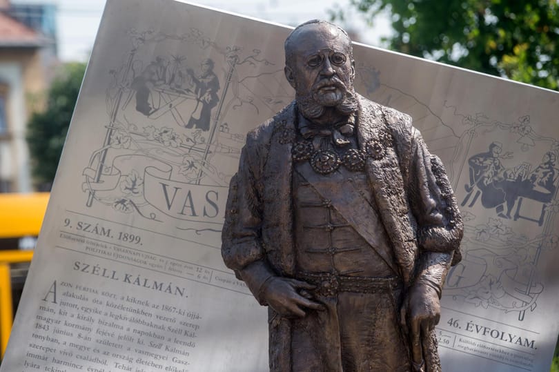 Illusztris társaság a miniszterelnököké, akik szobrot kaptak Budapesten