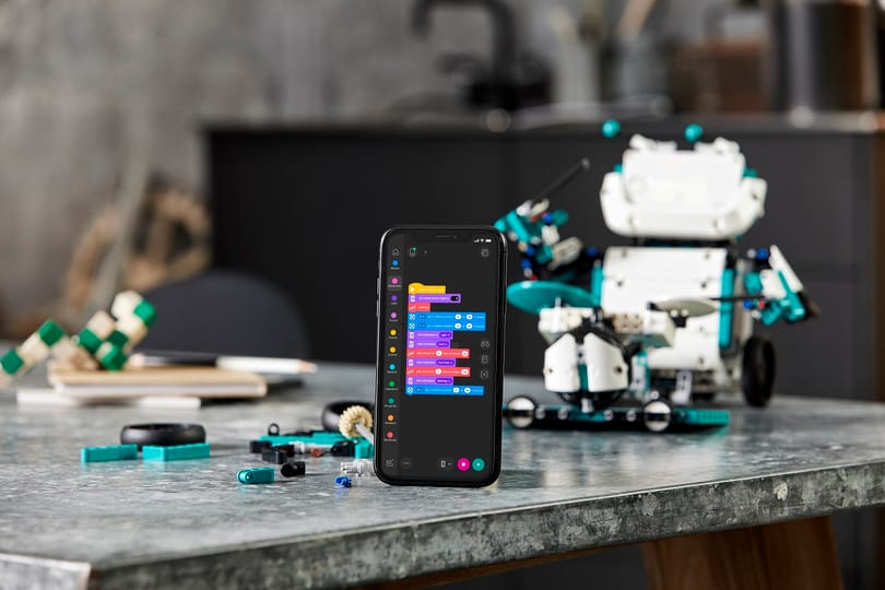 Kódolást és robotikát tanító készletet ad ki Lego