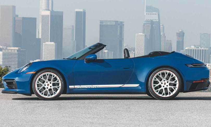 7 fokozatú kéziváltó és hátsókerék-hajtás az új Porsche 911 kabrióban