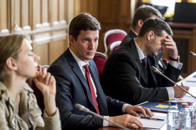Volt helyettes államtitkártól vehetünk tanácsot üzleti ügyekben