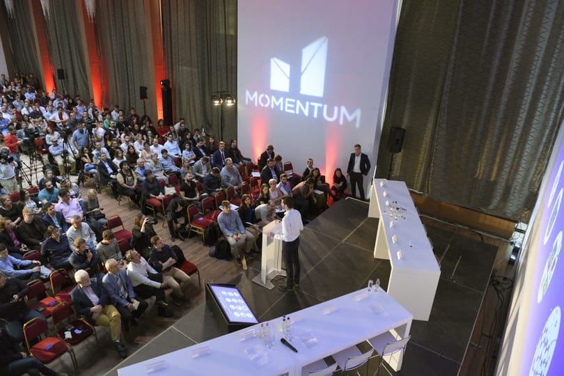 És akkor dal született a Momentum-vitából
