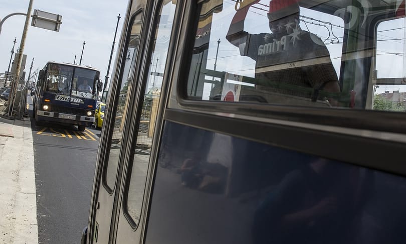 Nemzeti buszgyártási stratégiával üzen a kormány Tarlósnak