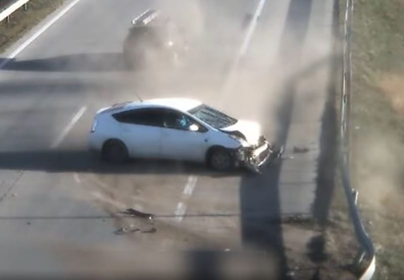 Jókora balesetet vett fel a közút kamerája az M0-son – videó