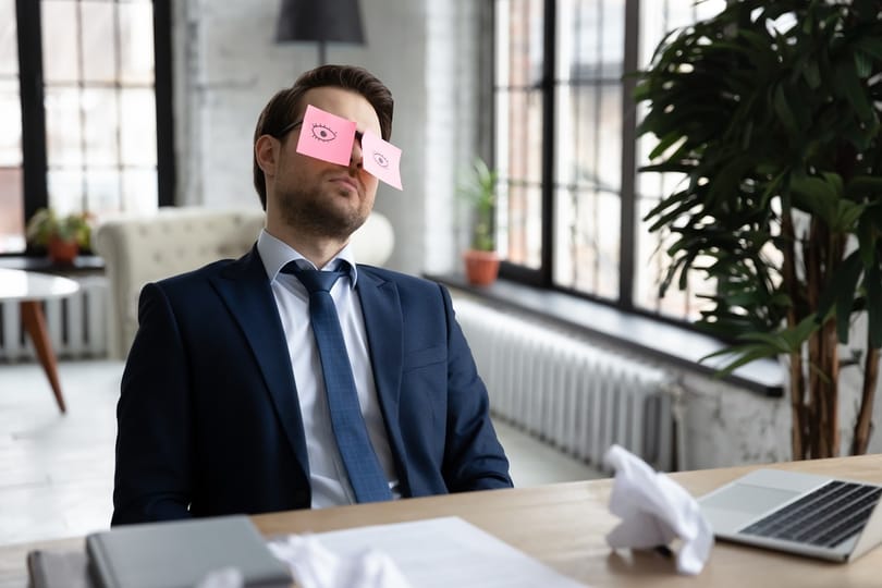 Így hat a munkahelyi teljesítményünkre az alvászavar