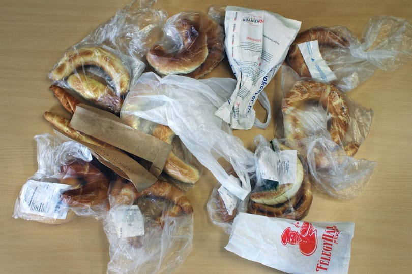 Kiflit újra lehet kapni a Csongrád megyei falu kisboltjában, minden másért buszra kell szállni