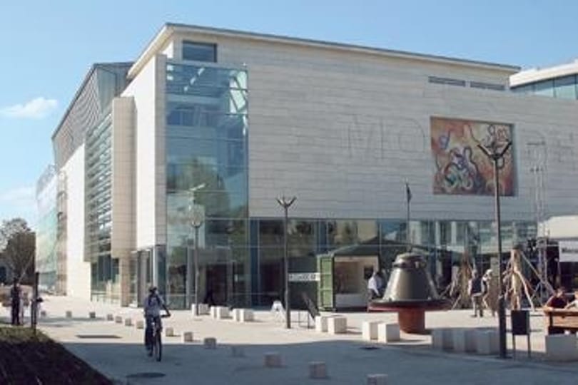 Megszűnik a debreceni MODEM