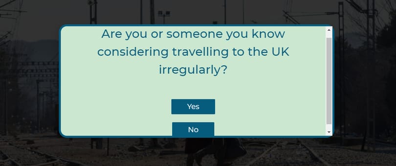 Independent: A brit belügyminisztérium kamuoldallal tántorítja el a menekülteket a beutazástól