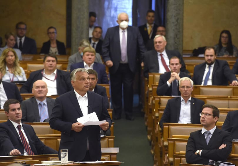 A Fidesz verbális Trianonnal csatolta el az országtól a nemzet nem kormánypárti részét