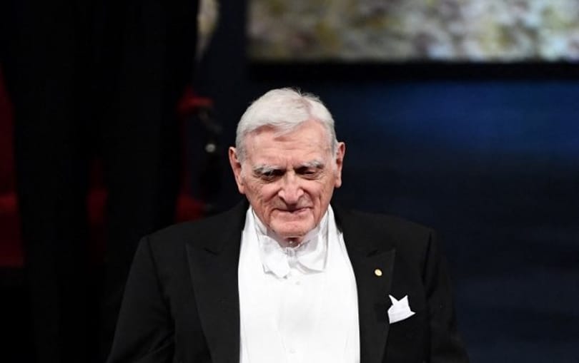 100 éves korában elhunyt a lítium-ion akkumulátor Nobel-díjas feltalálója