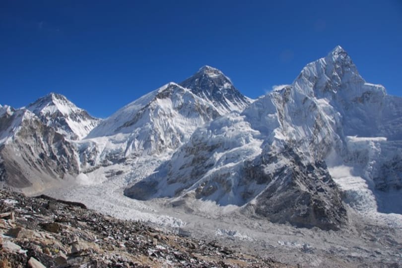 Kilencéves kisfiú tör a Mount Everest csúcsára