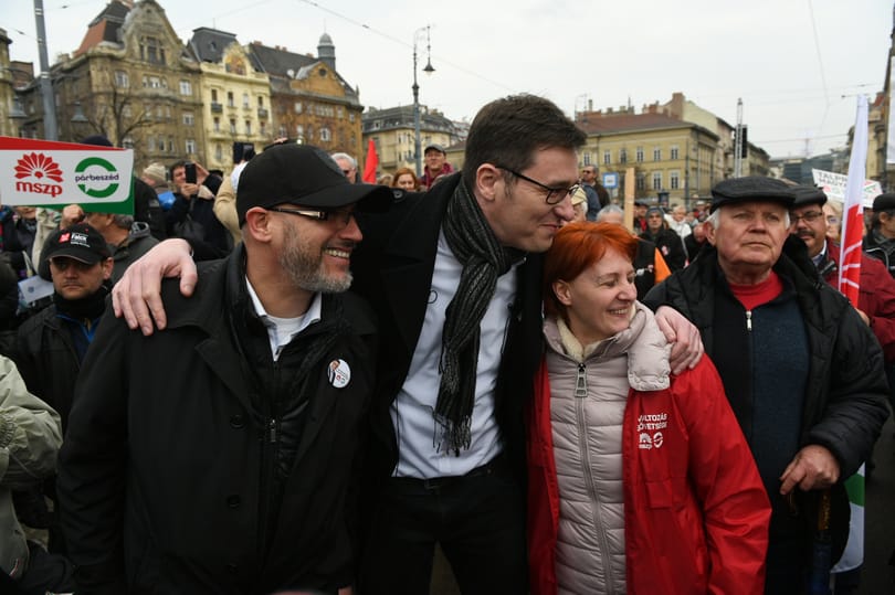 Látványos visszalépéseket, nagy bejelentések ígér húsvét utánra Karácsony