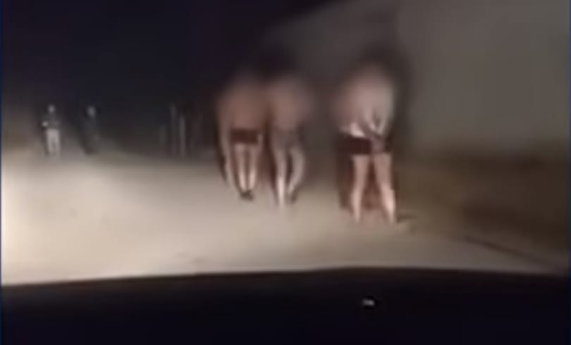 Ruháiktól megfosztott emberek a fagyban – aggasztó videó készült a szerb határon