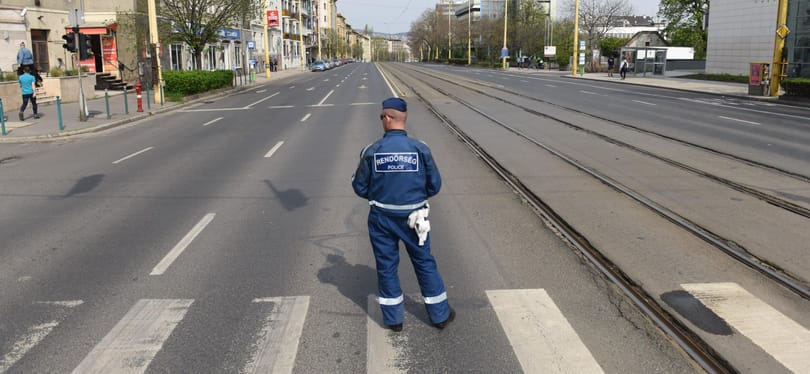 Világvége hangulat a BAH-csomópontnál - fotók és videók a nagy lezárásról