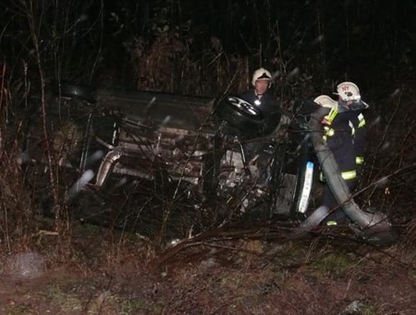 Átrepült egy árkon, majd felborult egy Skoda Nyírturánál