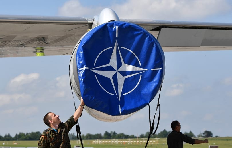Sürgetik Magyarországot és Törökországot, hogy ratifikálják a svéd NATO-csatlakozást