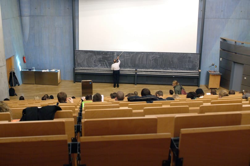 Jönnek az új főiskolák: megnéztük, hogy csinálják máshol