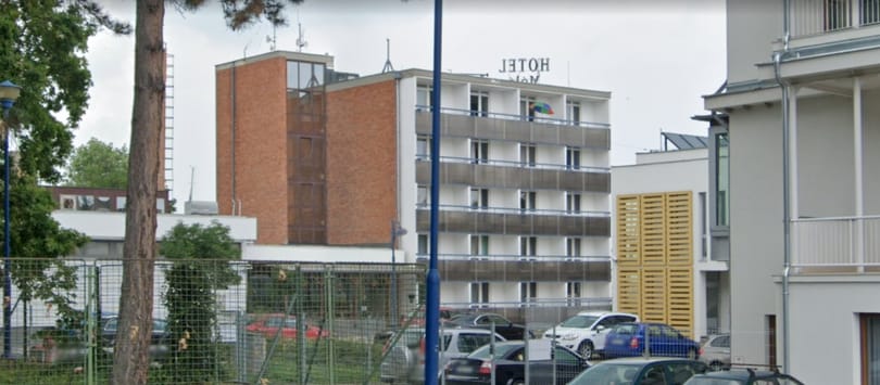 Új hotel épül Siófokon, egészen kint a mólónál