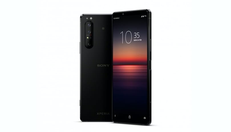 Bivalyerős processzorral és furcsa elnevezéssel itt a Sony új csúcsmobilja