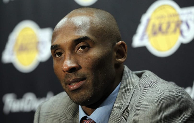 Kobe Bryant befejezi