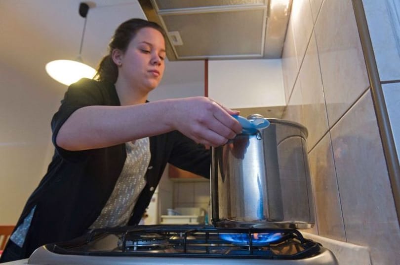 Ha így folytatjuk, a kormány kénytelen lesz elengedni a rezsicsökkentést