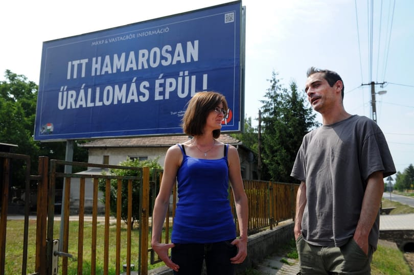 11,2 milliós bírságot kapott a Magyar Kétfarkú Kutya Párt, a támogatóik segítségét kérik