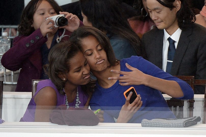 Obama 15 éves lánya belépett a showbusinessbe