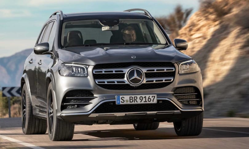 500+ lóerős új Mercedes SUV jött hazánkba, amire felvehető a 7 üléses támogatás