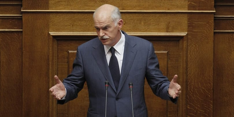 Papandreu rendkívüli kormányülést hívott össze