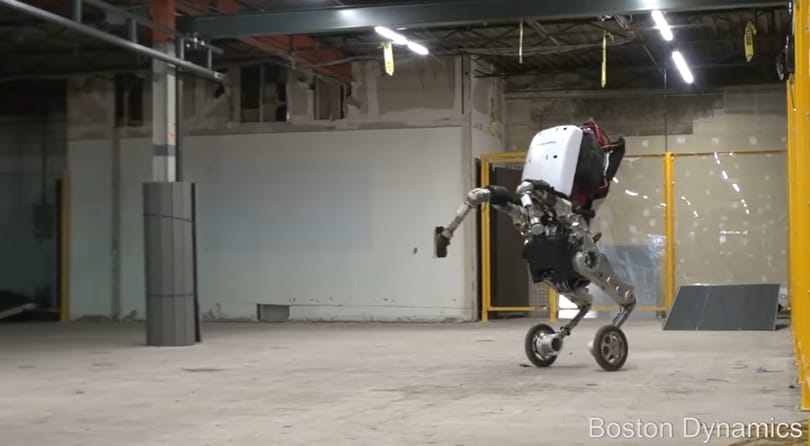 Egyre rémisztőbb robotokkal paráztat a Google – videó