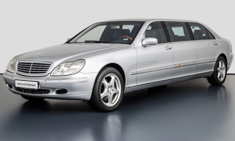Alig 380 kilométerrel árulják ezt a szuperhosszú Mercedes Pullmant