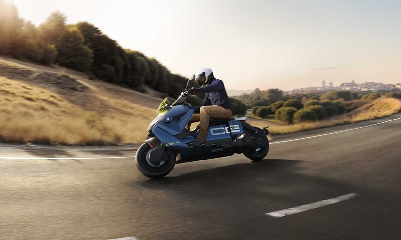 Alig 42 lóerős, mégsem gyenge a legújabb elektromos BMW