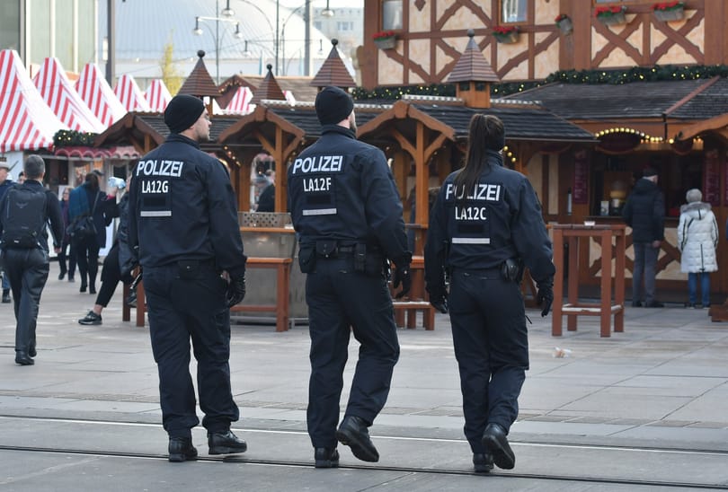 Szijjártó: mindent meg kell tenni az illegális bevándorlással szemben